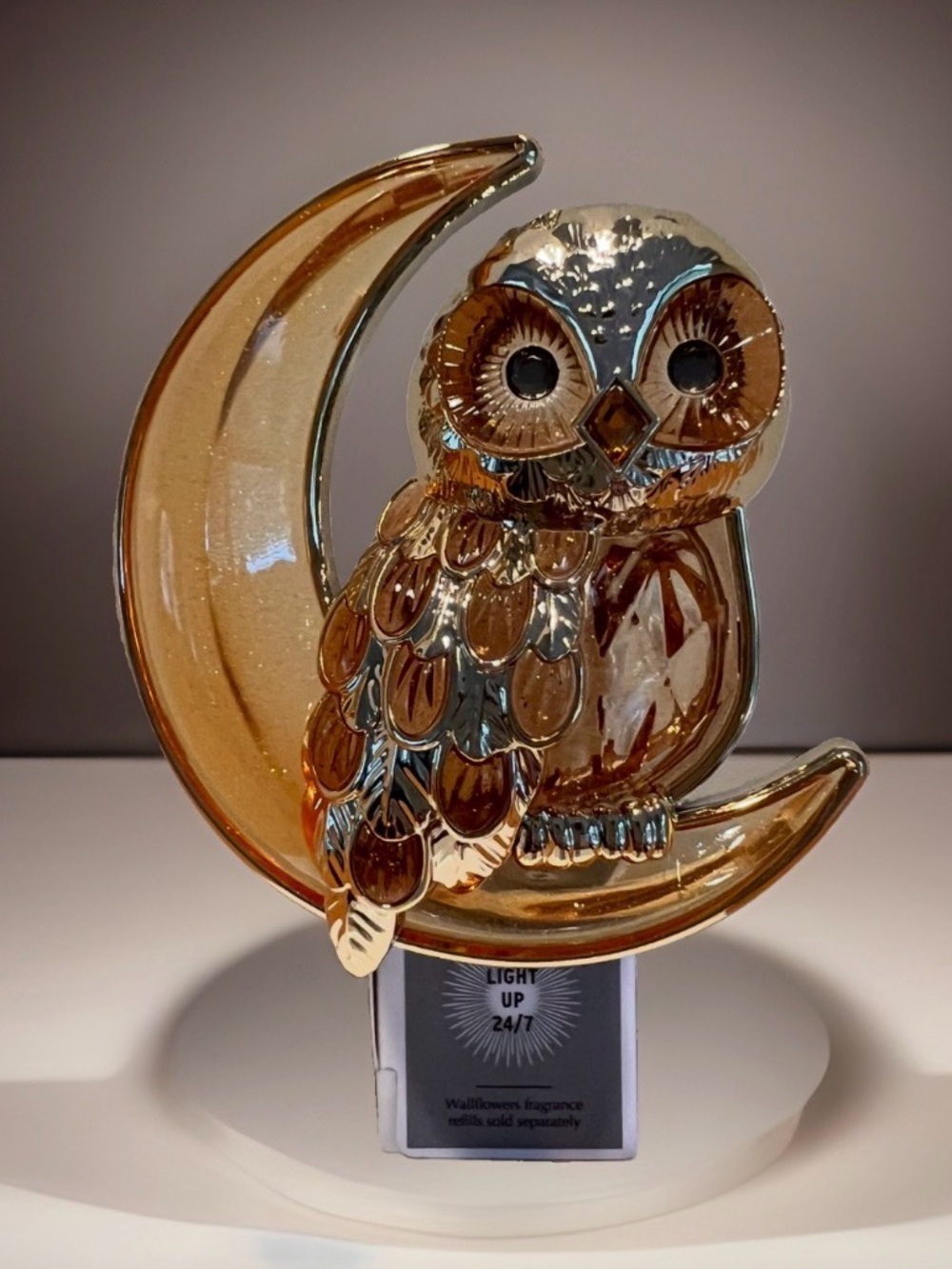 Bath Body Works NWT Amber Gold Owl on Crescent Moon NightLight Wallflower Plug